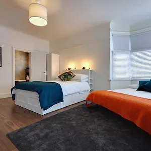 Large En-suite By The Bournemouth
